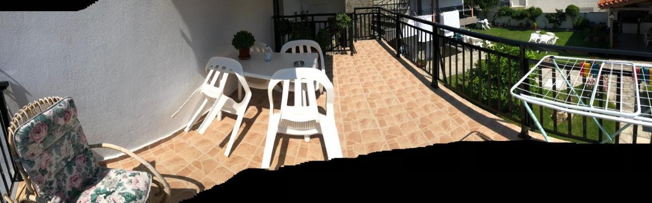 Savvas House Hotel Néosz Marmarász Kültér fotó