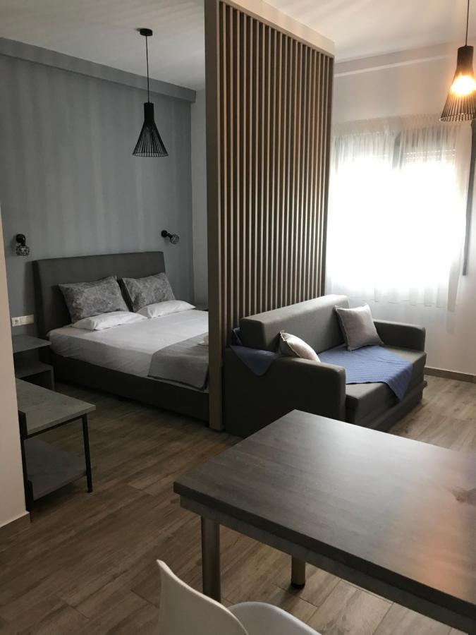 Savvas House Hotel Néosz Marmarász Kültér fotó