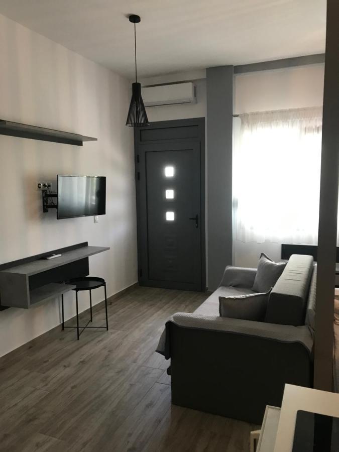 Savvas House Hotel Néosz Marmarász Kültér fotó